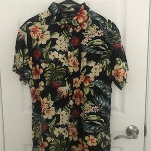 Men’s Casual Button Down Shirt